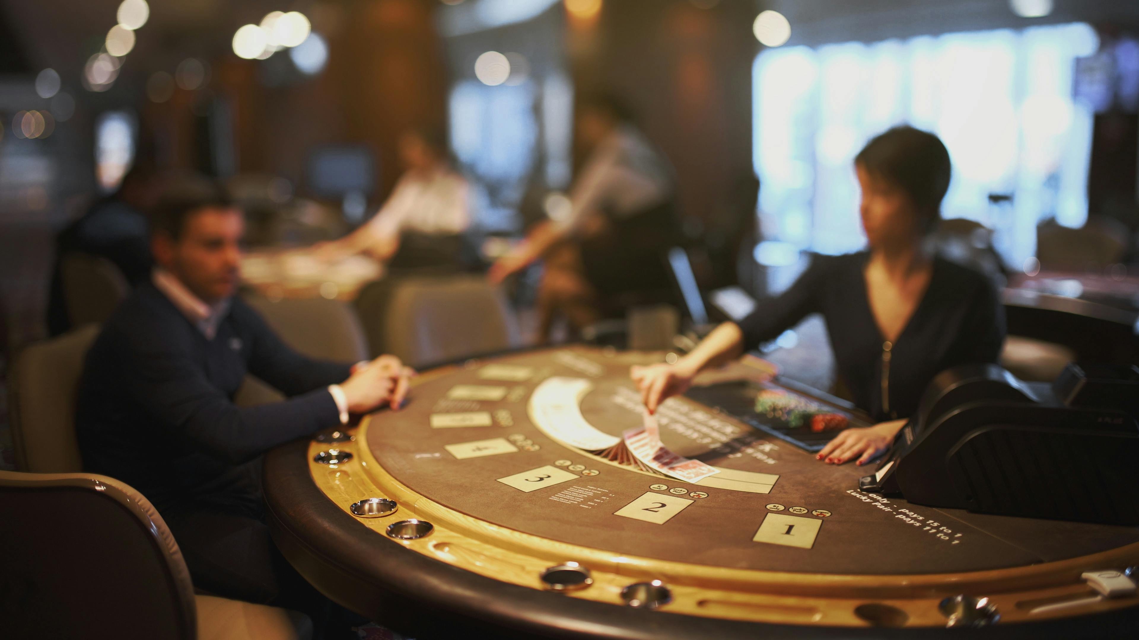 Mobile casino section layout explained for Khulna users on app 100
